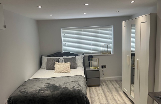 surround yourself with this stylist,modern,clean and very practical space