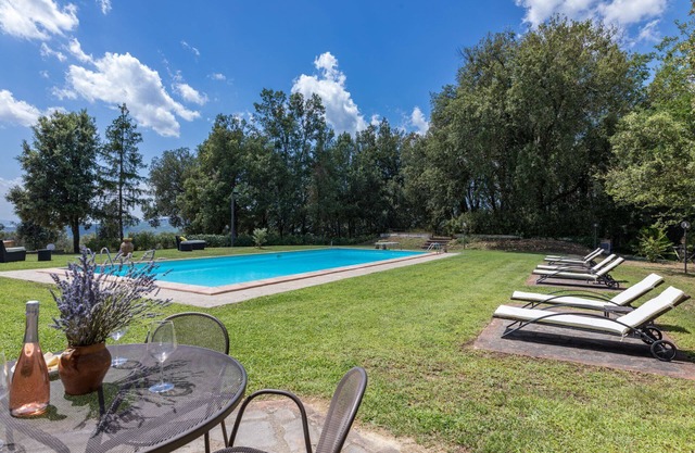 Surrounded by greenery and nature, a newly restored villa and an annex ideal for a group up to 14 pe
