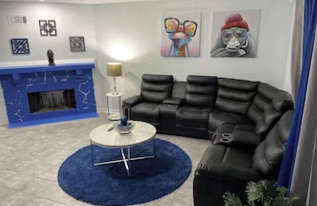 Swanky New Orleans House with lots of space 5mins from downtown