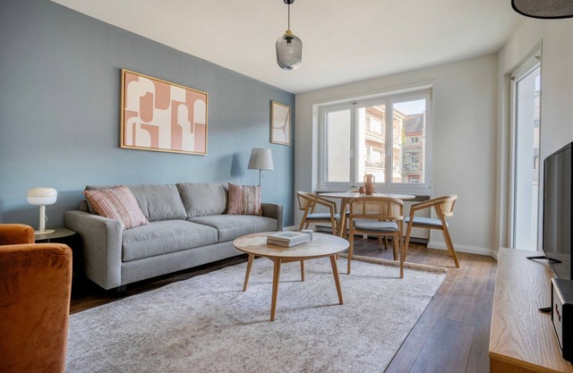 Sweet Iselin 2BR w/Private W/D, 1 min to Market, by Blueground