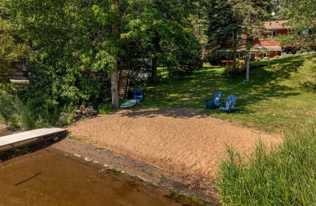 Swimming, Fishing, Firepit, Amazing Views!