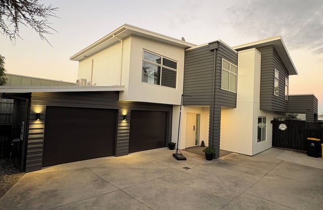 T Two Papamoa Beach - For the whole family!