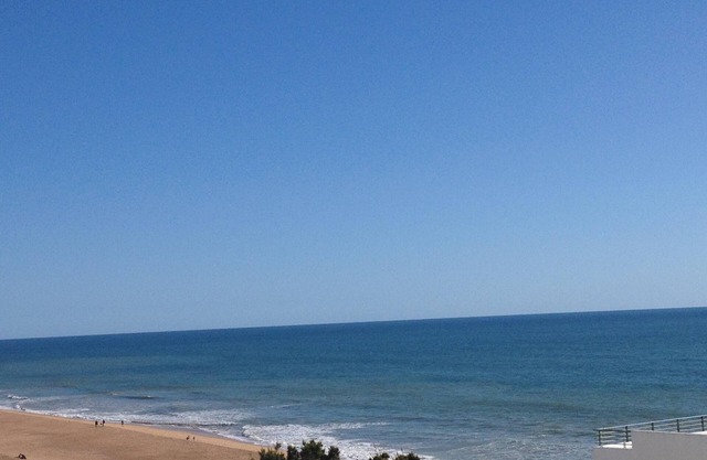T1 Edif AngloAtlantico Next to the beach View sea Free wifi