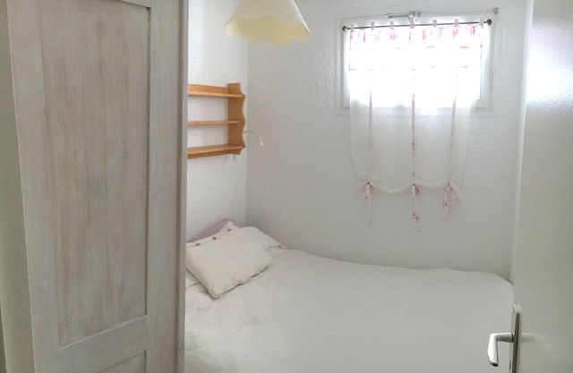 T2/3, heart of resort, bottom of slopes, parking, 30m3 + 100m2 terrace