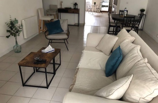 T3 of 82m2 with garden located in the heart of the village