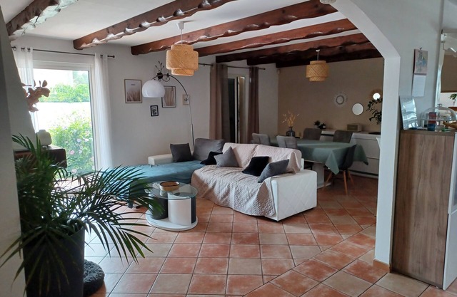 T5 130 m² villa with swimming pool and garage
