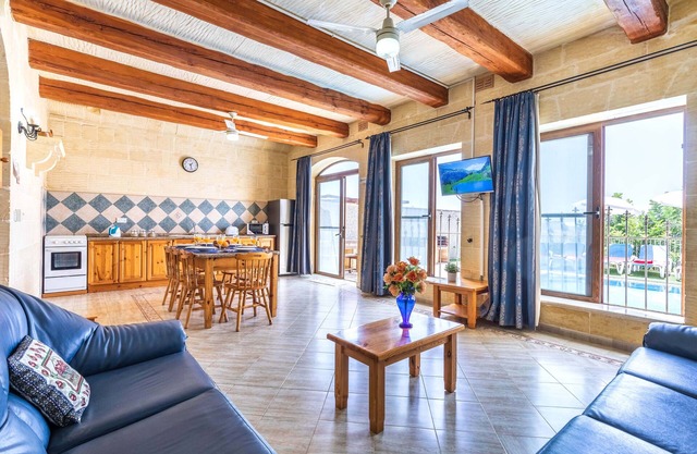 Ta Guljetta 4 Bedroom Villa With Private Pool
