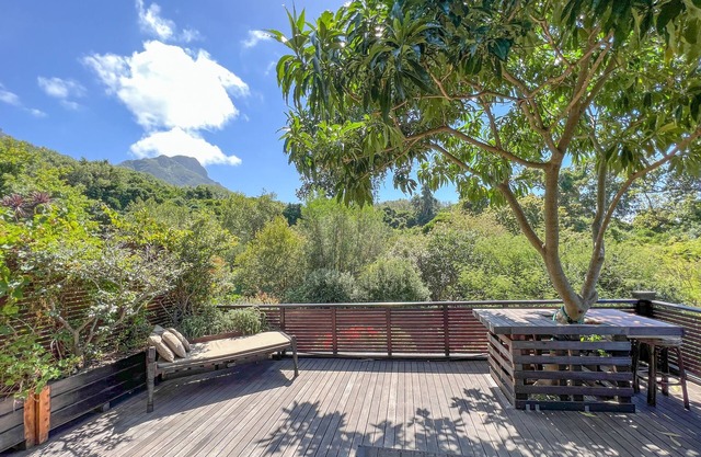 TABLE MOUNTAIN VILLA