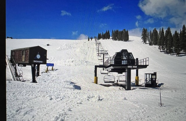 Tahoe Donner Get Away with hot tub