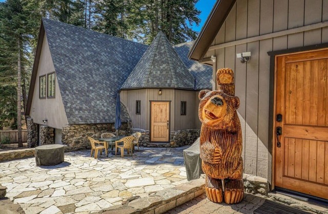 Tahoe Dreamer - Newly Remodeled 4BR