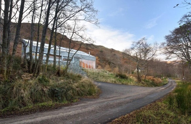 TAIGH NA CARR, family friendly, luxury holiday cottage in Glenelg