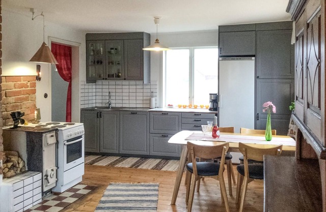 Take a break from your hectic everyday life in this pretty holiday home.
