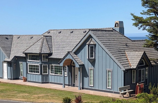 Take A Peek.at This Lovely Beach Front Home