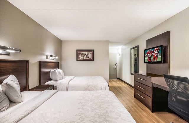 Take An Amazing Vacation! Pet-Friendly Property, Near Liberty Ride Trolley Tour!