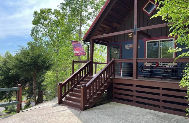 Talley's Cabins And Breakfast By Dale Hollow Lake. Right Where You Want To Be!