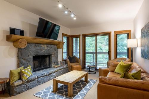 Taluswood 6 by Outpost Whistler