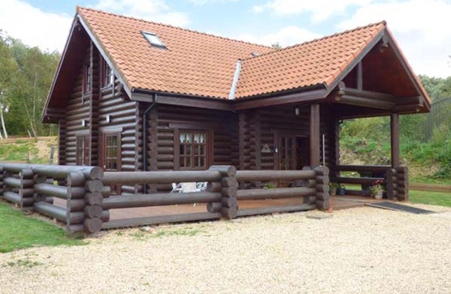 Tamaura Lodge
