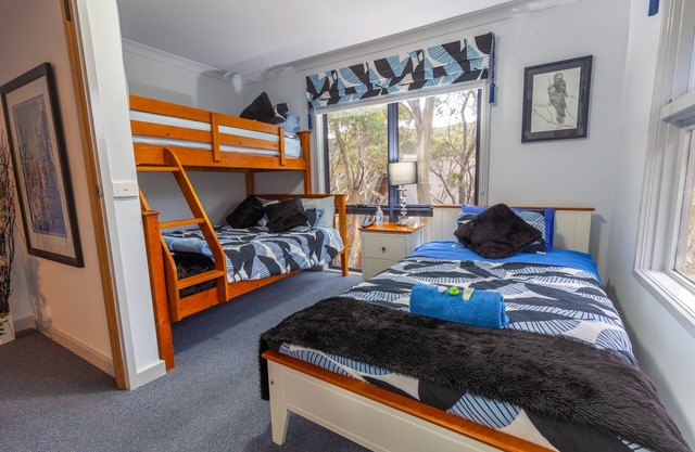 Tanjil Creek Lodge - Bedroom 3 (Views over the Toboggan Park)