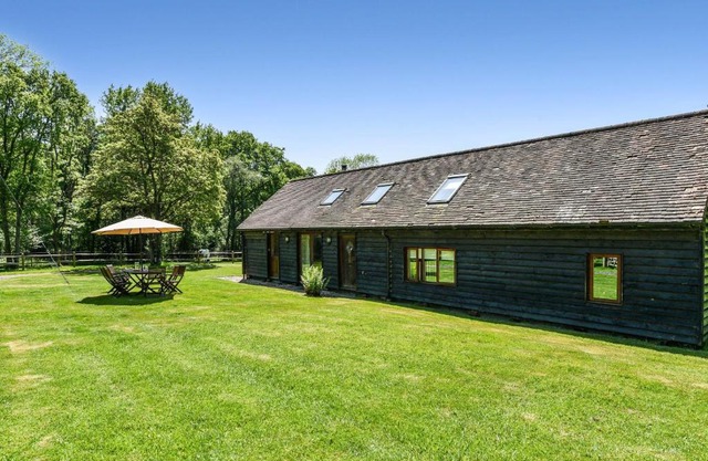 Taylors Copse Cottage by Inspire Stays