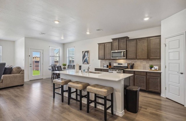 TCH - Spacious 5bd/3ba home in Celina w/Workspace