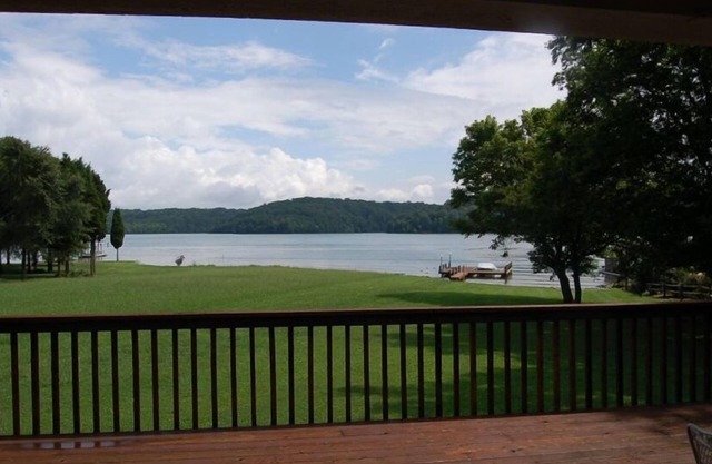 Tellico Village, Southwest of Knoxville, Lakefront Community