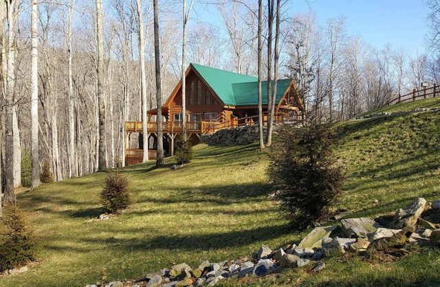 Tenderfoot Lodge