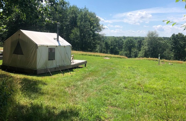 Tentrr Signature Site - Camp Sugarbush