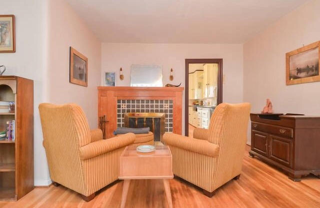 Terrific for long term stays. Remodels? Relocation? Pets, kids, families welcome