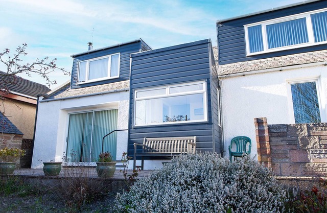 The Albatross - Carnoustie Golf Haven