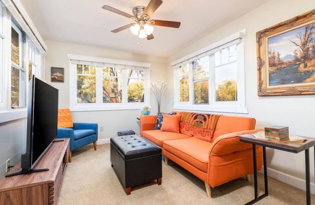 The Amber Suite - Historic Avenues Downtown Apt