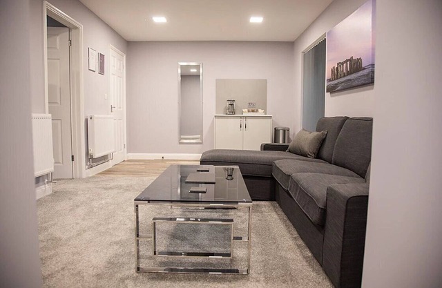 The Annexe @ Elmbank - Adults Only