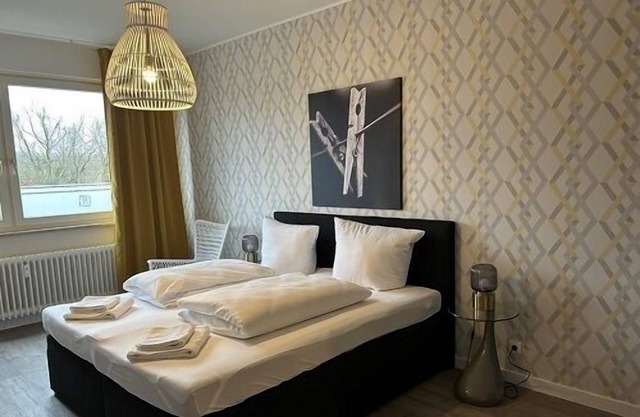 The apartment is located on the 2nd floor of our apartment house Haldesdorfer Straße and combines modern with rustic style in perfect harmony.