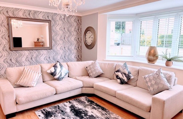 The Astor house Maidstone | Free Parking