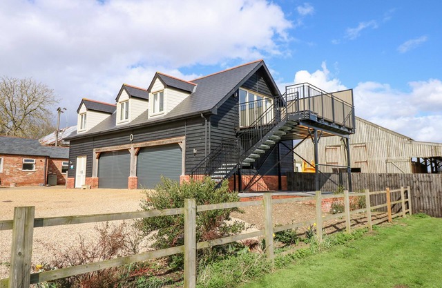 THE ATTIC, family friendly in King's Lynn