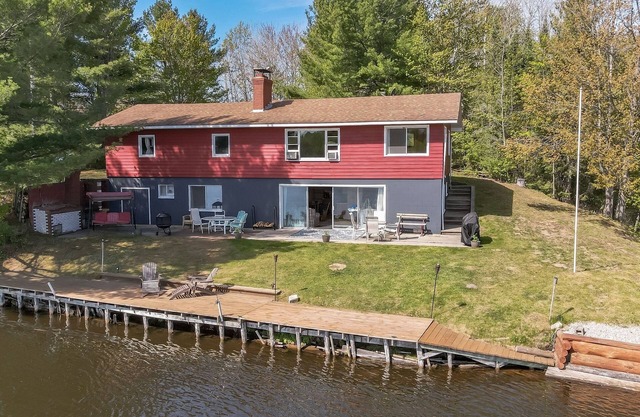 The Banks - Rustic and Waterfront! Secluded and Special! Kayaks and Canoes are included for guest use by RedAwning