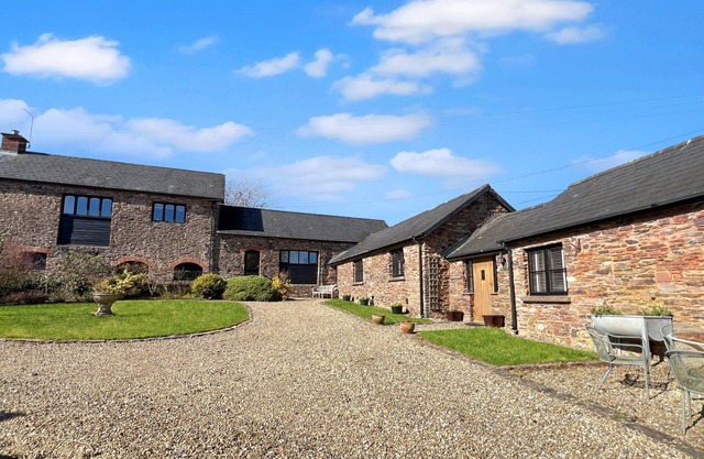 The Barn at Rainsbury House, Upton