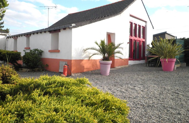 THE BARN - HOUSE 2 BEDROOMS - GARDEN - Overnight, Weekend