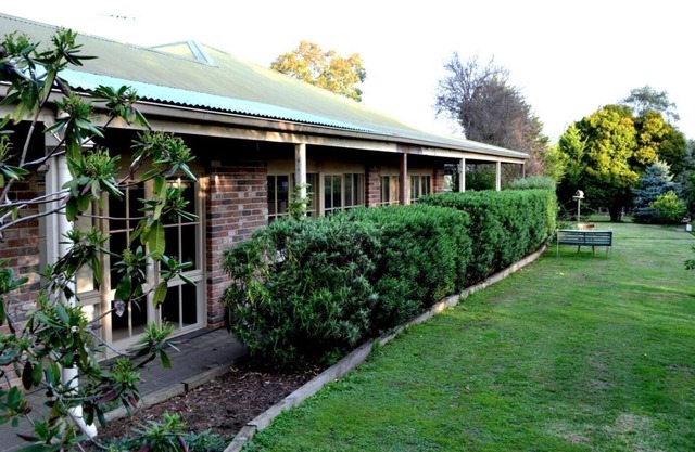 The Bayview Estate - from the vines to the sea