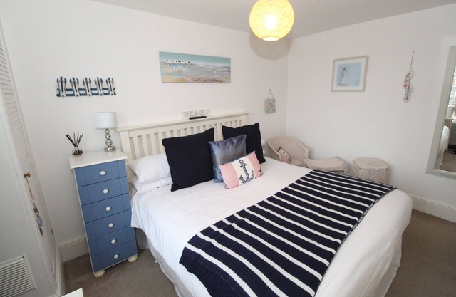 The Beach Hut Room 4 - The Kings Head Rye