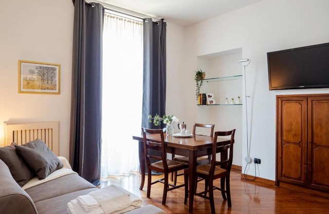 The Best Rent - Two bedroom apartment near Sondrio subway