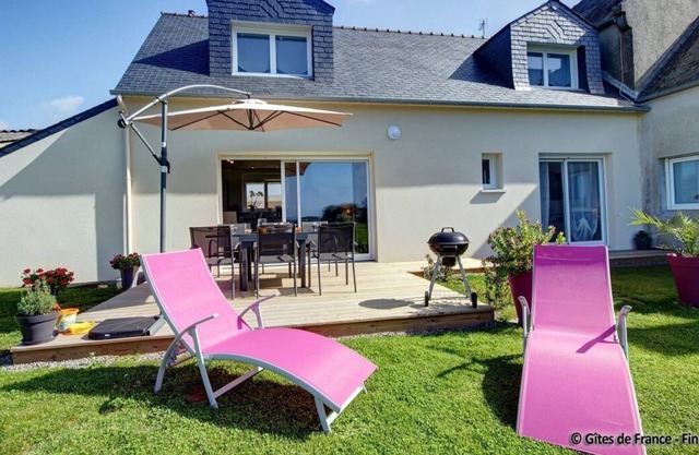 The Blue Strike - LE-CONQUET