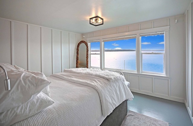 The Camano Beach House