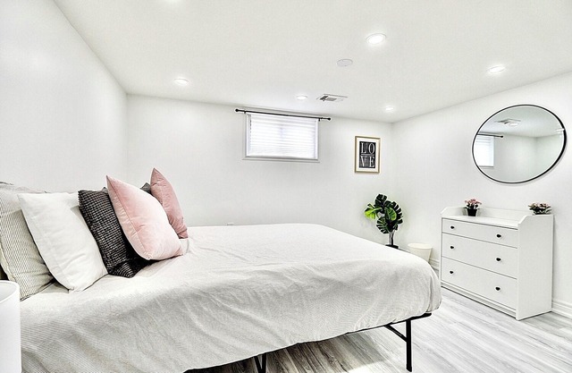 THE CENTRAL OASIS | Beautifully Designed Private 3 Bedroom