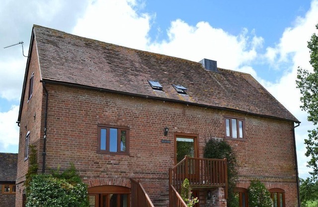The Chaff House - farm stay apartment set within 135 acres