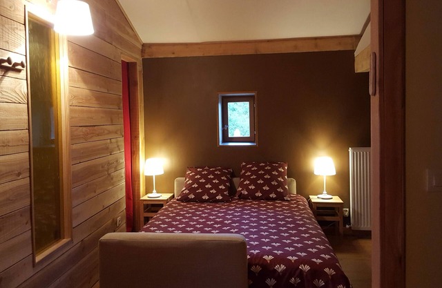The Chalet du Parc in a quiet, green setting.