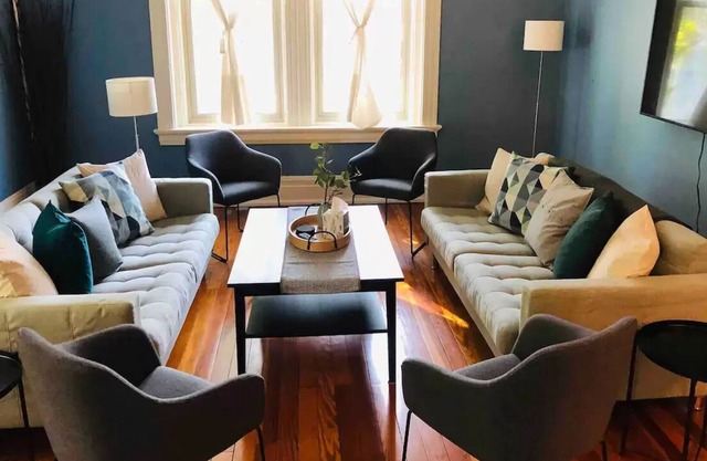 The Convent - Spacious & stylish historic home near campus & downtown Cincy