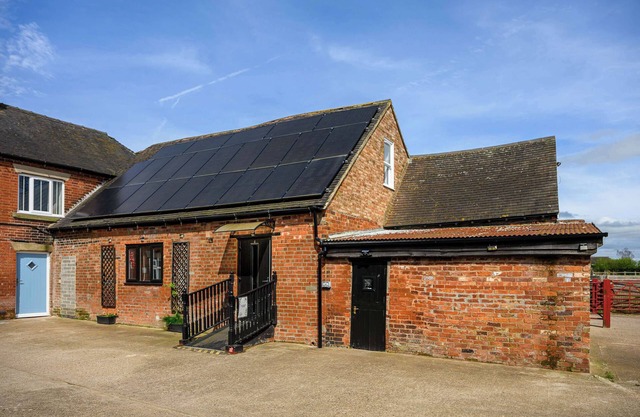 The Cottage: Beautiful Farm near Cannock Chase