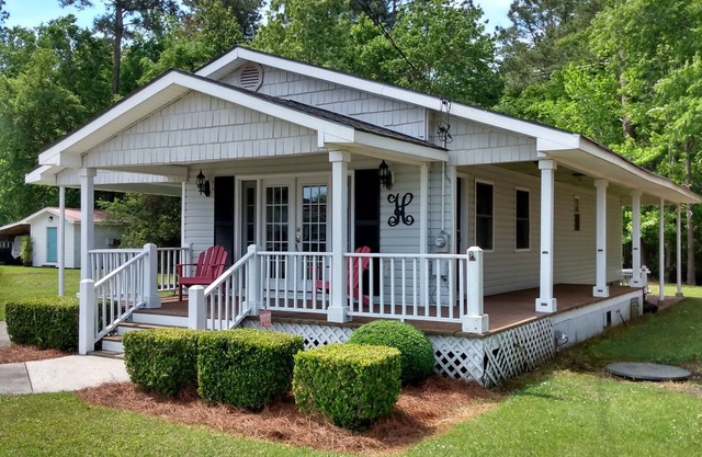 The Cottage by Hollingsworth Properties! Relax and enjoy its offerings.