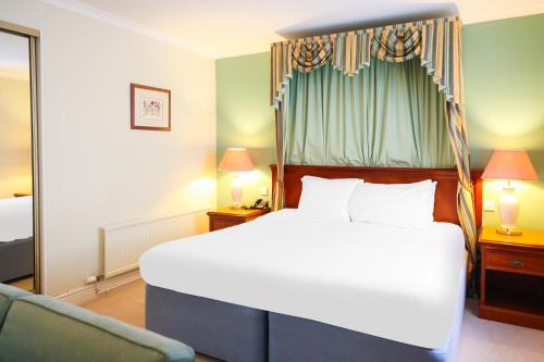 The Courtyard Hotel Near Leeds