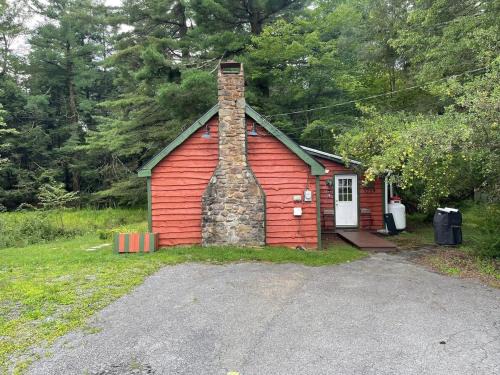 The Cozy Cabin